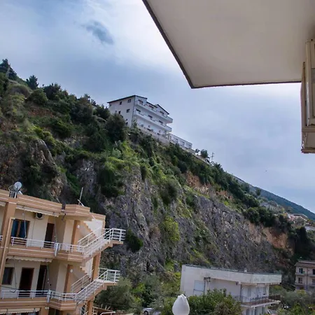 Διαμέρισμα A Seaside Complex In Vlorë